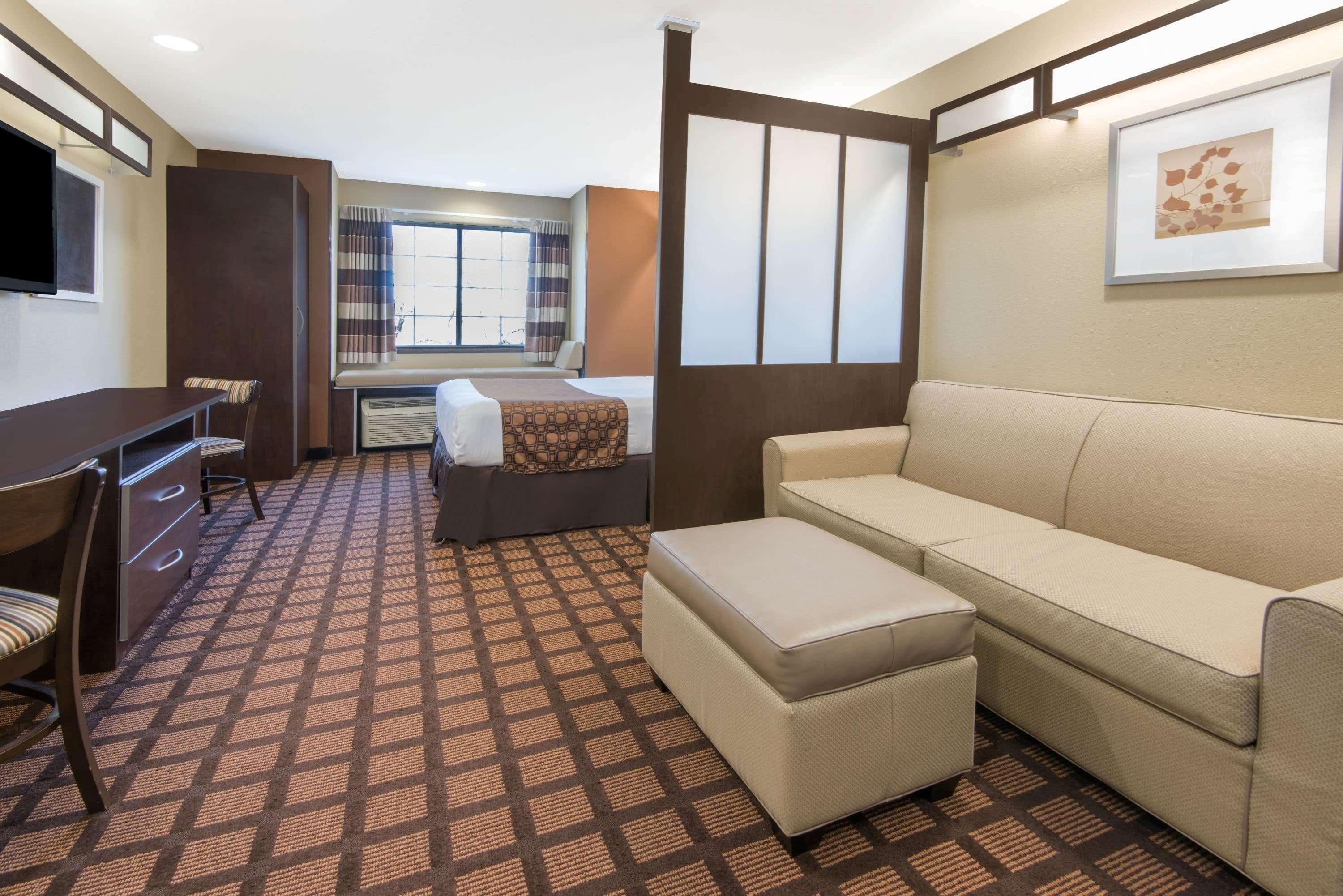 Microtel Inn And Suites North Canton Exteriör bild