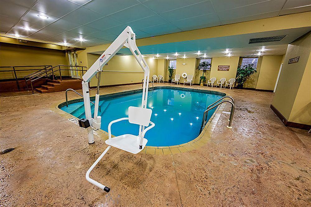 Microtel Inn And Suites North Canton Exteriör bild